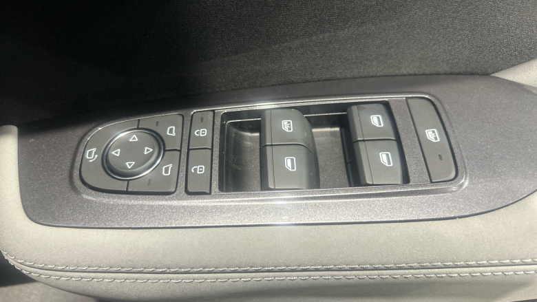 BYD Dolphin Surf 115kW Comfort 43kWh 5dr Auto Electric Hatchback